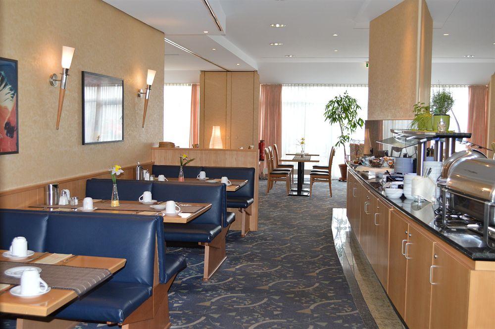 Laatzen Ramada By Wyndham Hannover Messe מראה חיצוני תמונה