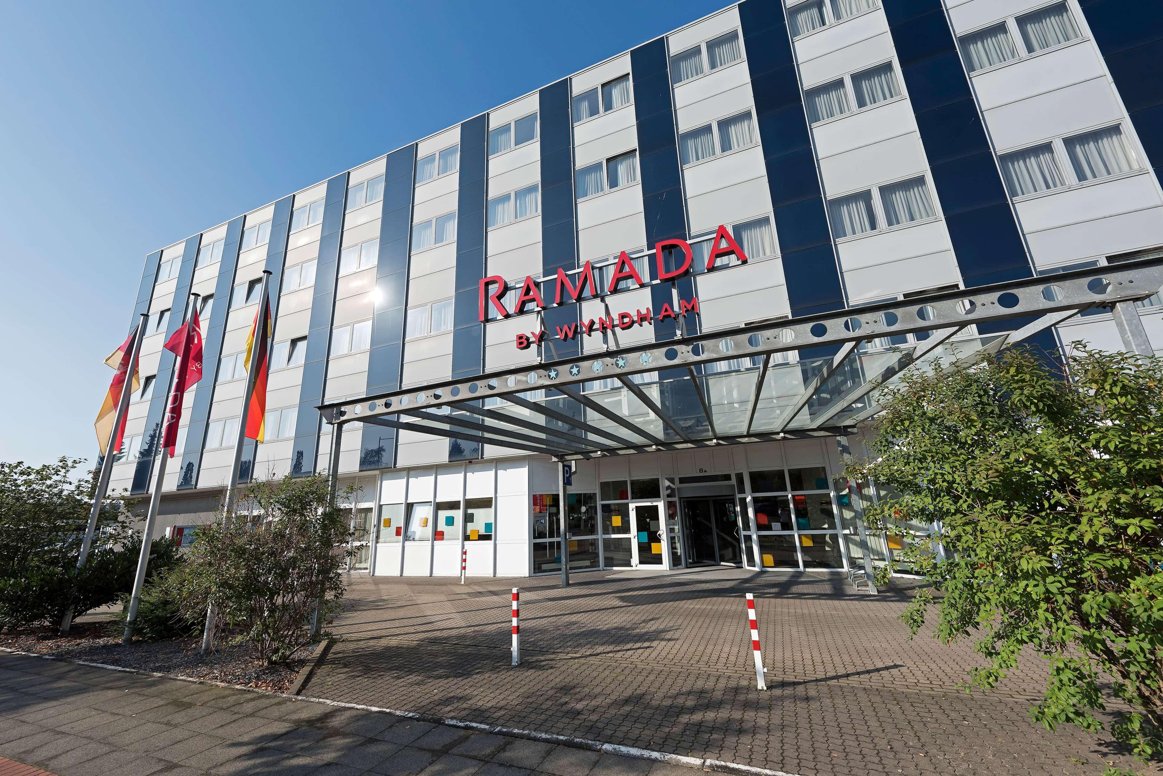 Laatzen Ramada By Wyndham Hannover Messe מראה חיצוני תמונה
