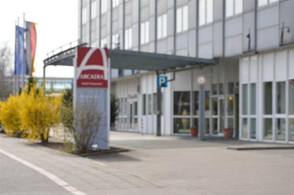 Laatzen Ramada By Wyndham Hannover Messe מראה חיצוני תמונה